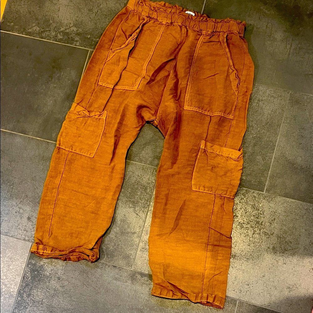 NSF women’s Shailey Paperbag Pants, size small, great color!